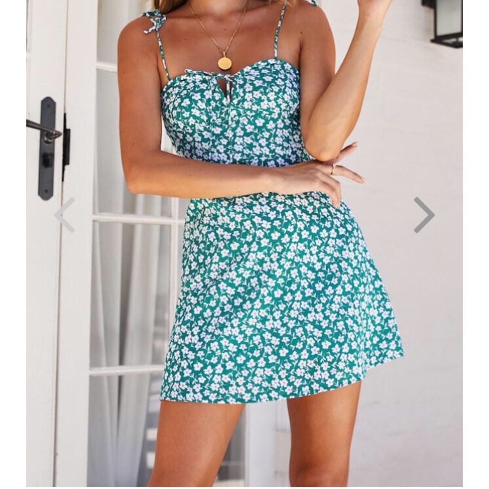 Flirtyfull Ragga Strap Floral Mini Dress Green